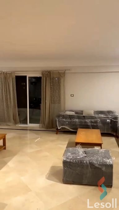 شقة للبيع بمساحة 280 متر و 3 غرف في المهندسين الجيزة