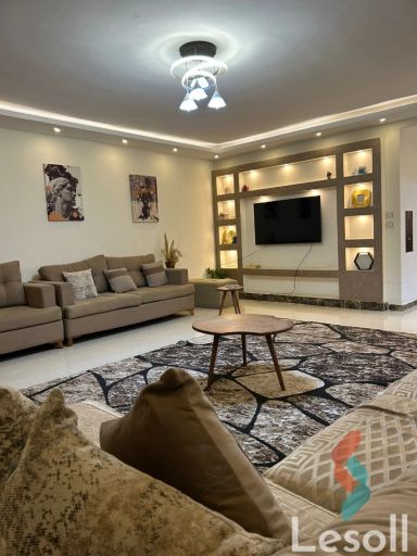 شقة للايجار الشهري بمساحة 235 متر و 3 غرف في المهندسين الجيزة