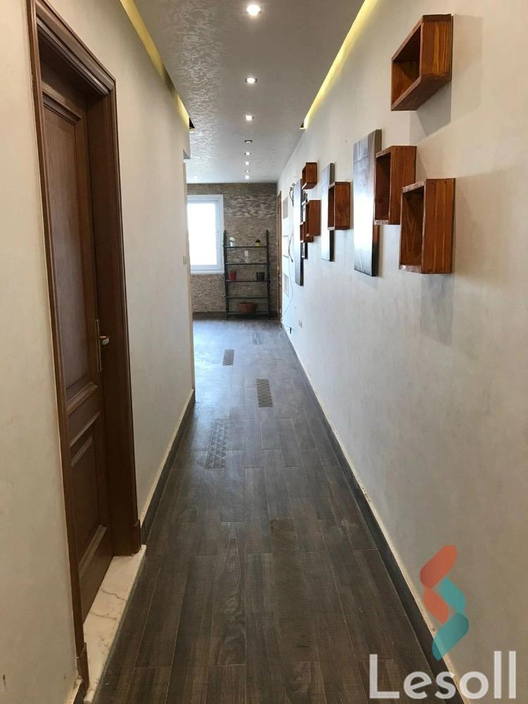 فيلا للايجار اليومي بمساحة 1,250 متر و 5 غرف في مصر الجديدة القاهرة - كل الصور