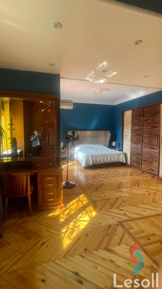 Penthouse for yearly rent with an area 300 meters and 4 rooms in Shorouk Cairo - Main Image