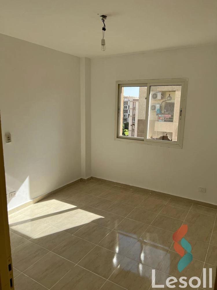 Apartment for monthly rent with an area 124 meters and 3 rooms in Madinty Cairo - Image 4