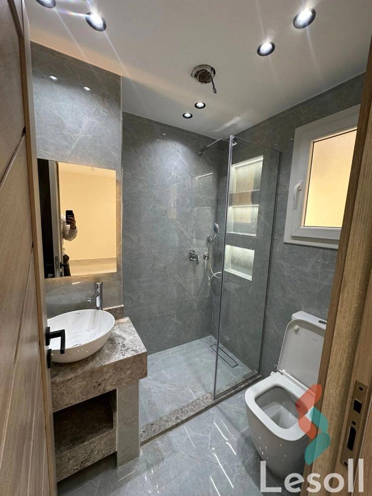 شقة للبيع بمساحة 143 متر و 3 غرف في مدينتي القاهرة - صورة 2