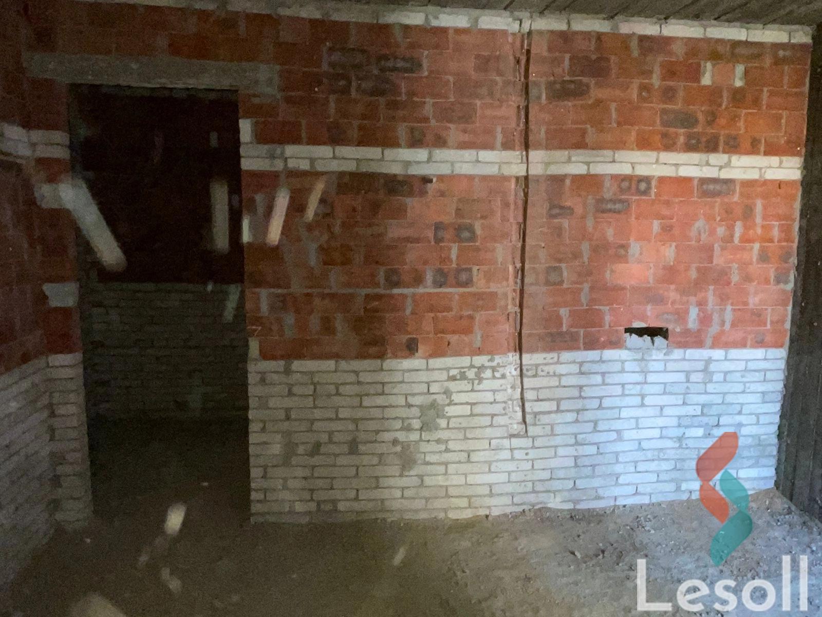 شقة للبيع بمساحة 135 متر و 3 غرف في مدينة الشروق القاهرة - صورة 3