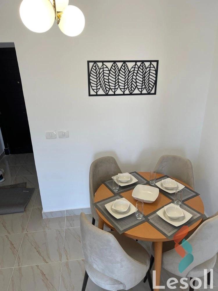 شقة فندقية للبيع بمساحة 90 متر و غرفتان في مدينتي القاهرة - صورة 2