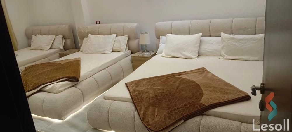 شقة فندقية للايجار الشهري بمساحة 260 متر و 3 غرف في مدينة نصر القاهرة - كل الصور