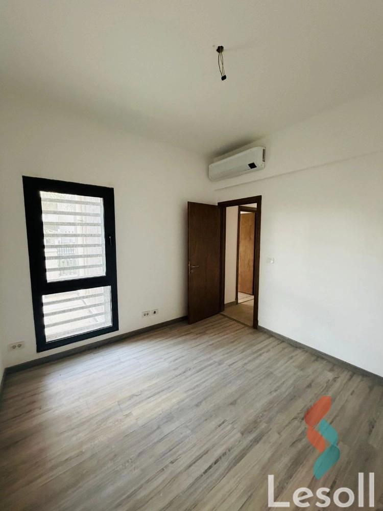 Apartment with garden for sale with an area 84 meters and 2 room in Madinty Cairo - Image 3