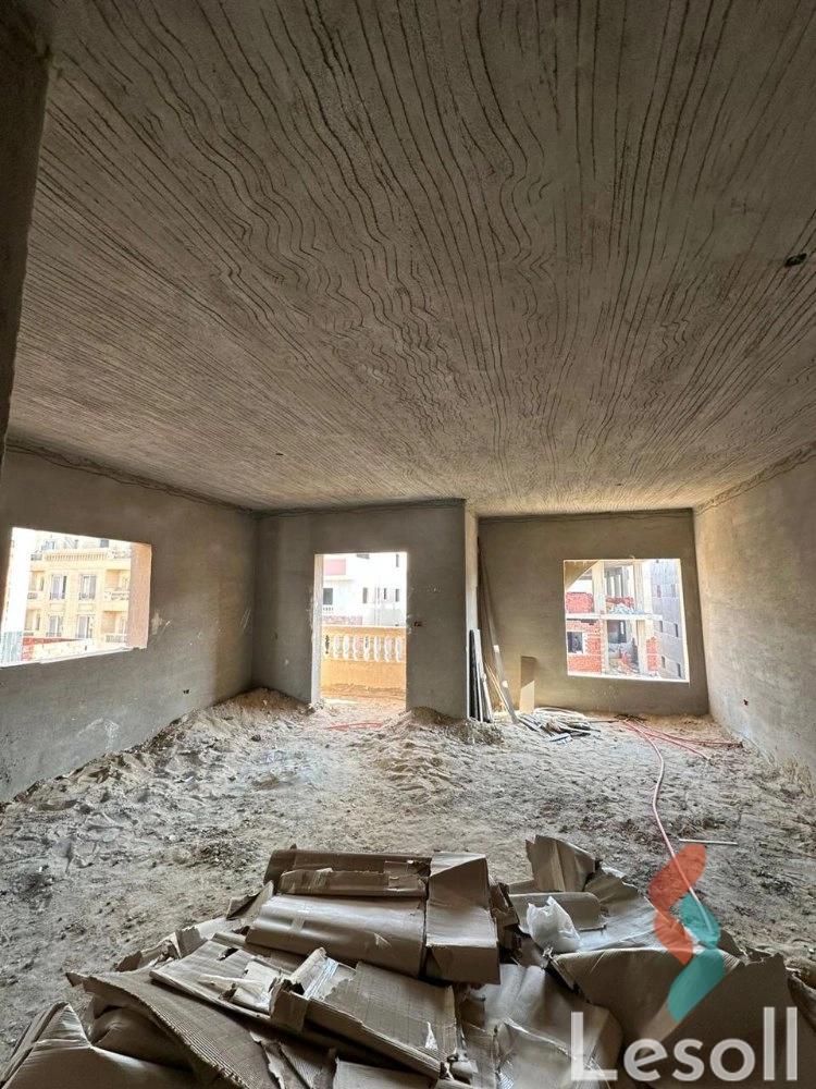 Apartment for sale with an area 195 meters and 3 rooms in 5th Settlement Cairo - Image 2