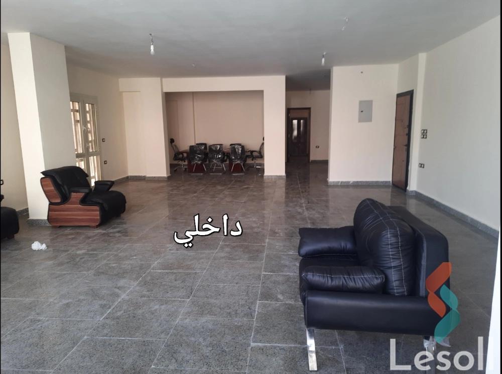 مكتب للايجار السنوي بمساحة 300 متر في المقطم القاهرة - كل الصور