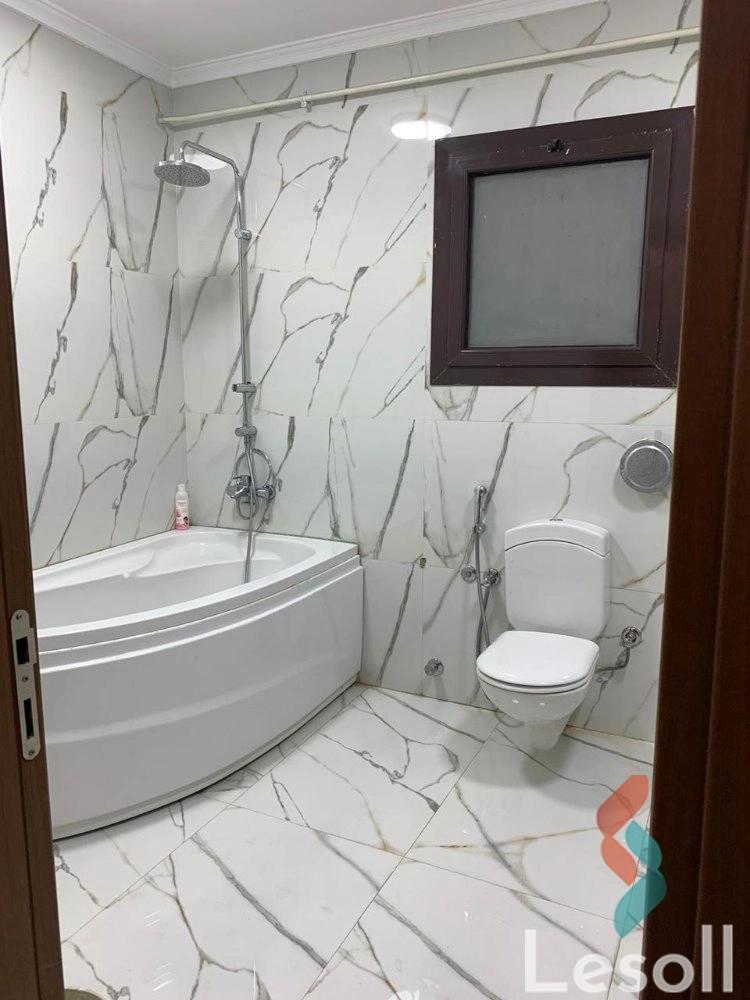 Hotel Apartment for daily rent with an area 240 meters and 3 rooms in Mohandessin Giza - Image 3