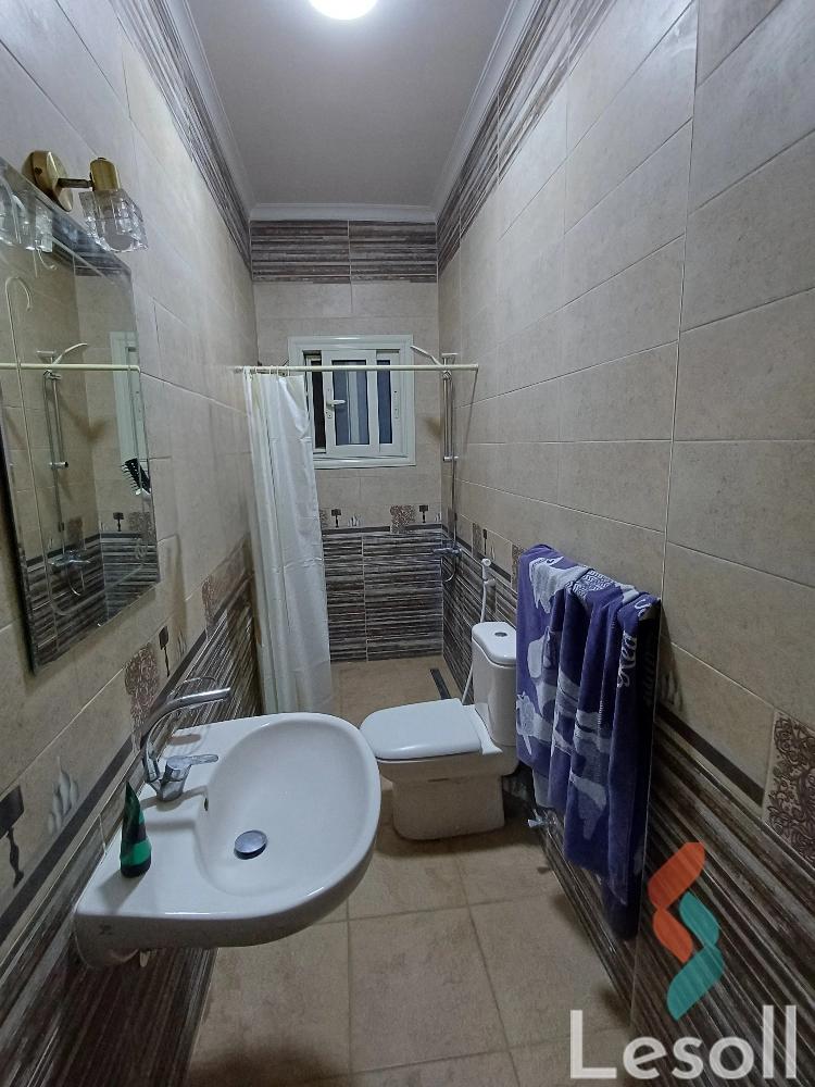 دوبلكس للبيع بمساحة 330 متر و 4 غرف في مدينة الشروق القاهرة - كل الصور