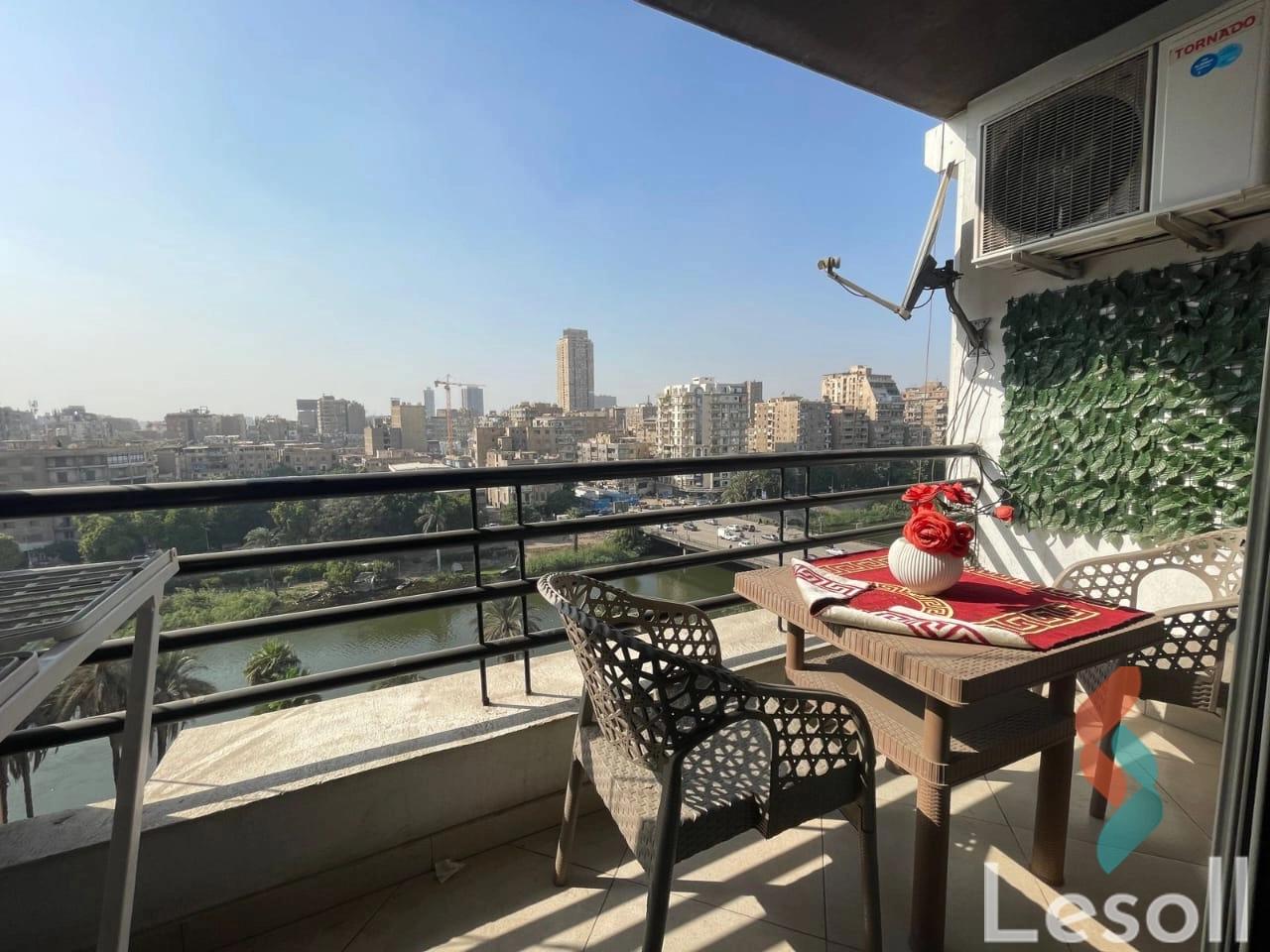 Hotel Apartment for daily rent with an area 150 meters and 3 rooms in Manyal Cairo - Image 2