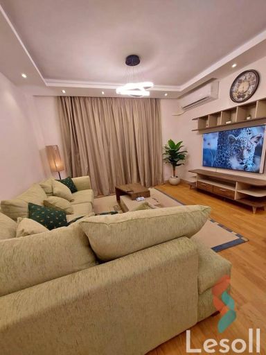 شقة للايجار الشهري بمساحة 165 متر و غرفتان في المهندسين الجيزة