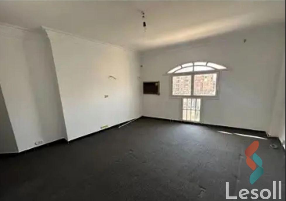 شقة للبيع بمساحة 180 متر و 3 غرف في المهندسين الجيزة - صورة 2