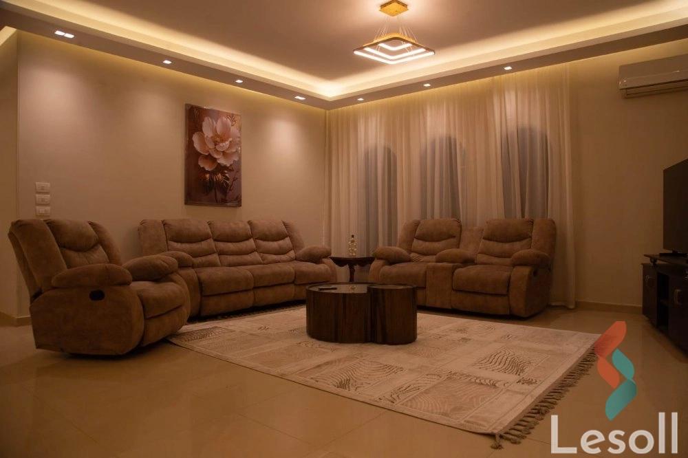 فيلا للايجار الشهري بمساحة 500 متر و 8 غرف في الرحاب القاهرة - صورة 3