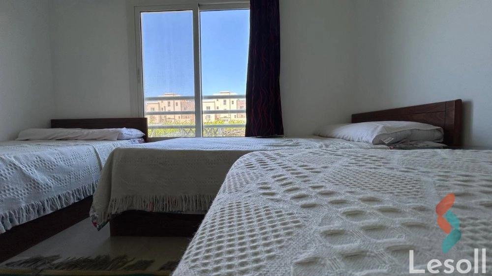 شالية للايجار اليومي بمساحة 135 متر و 3 غرف في الساحل الشمالي الاسكندرية - كل الصور