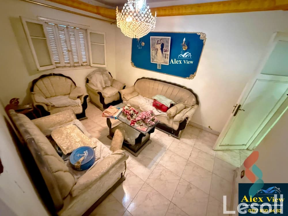 Apartment for sale with an area 90 meters and 4 rooms in Snumberi Bishr Alexandria - Image 3