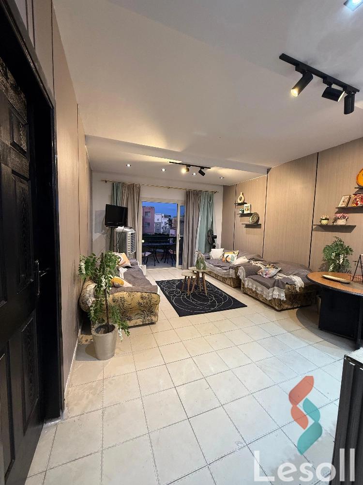 شالية للايجار الشهري بمساحة 120 متر و 3 غرف في الساحل الشمالي الاسكندرية - صورة 2