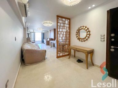 شقة للبيع بمساحة 195 متر و غرفتان في لوران الاسكندرية