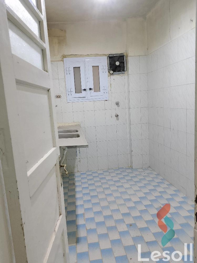 شقة للبيع بمساحة 130 متر و 3 غرف في العجمي الاسكندرية - صورة 3