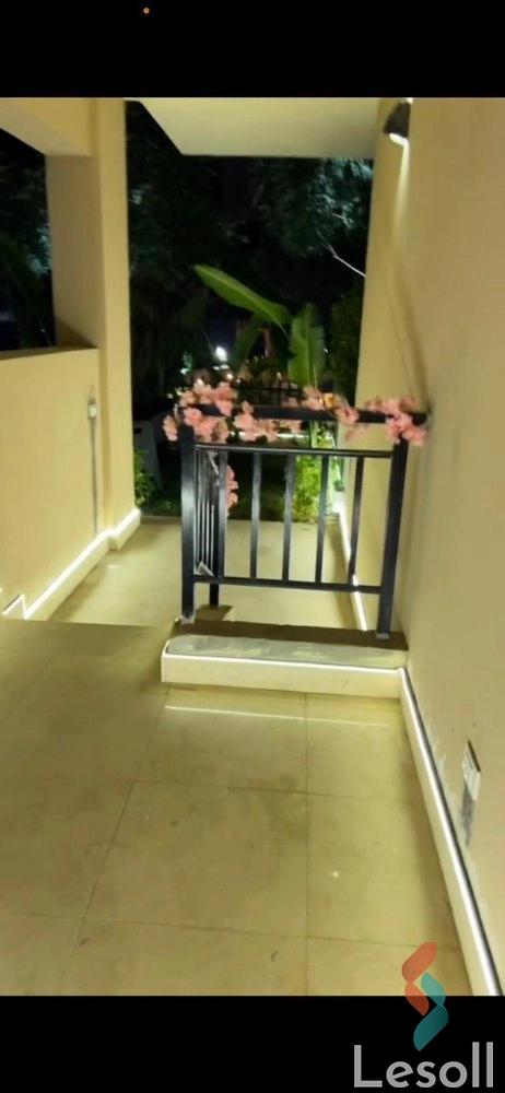 شقة بحديقة للايجار الشهري بمساحة 160 متر و غرفتان في التجمع الاول - القاهرة الجديدة القاهرة - صورة 3