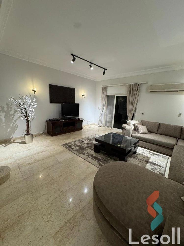 Villa for monthly rent with an area 300 meters and 4 rooms in Rehab Cairo - Image 3