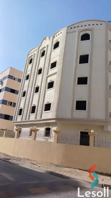 شقة للبيع بمساحة 220 متر و 3 غرف في الشيخ زايد الجيزة
