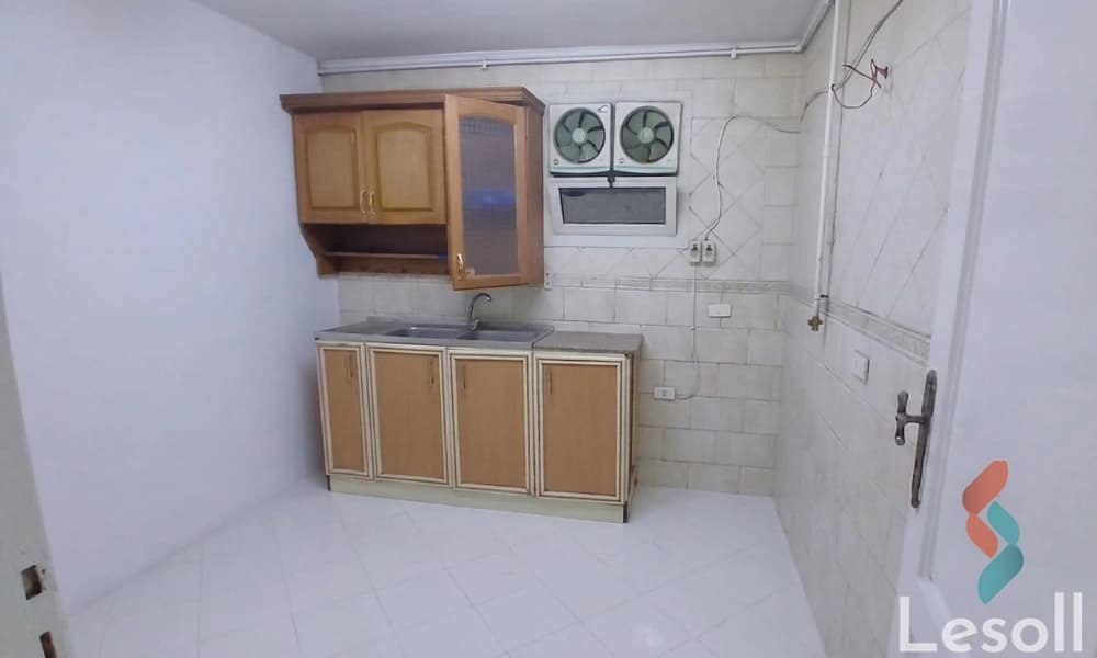 مكتب للايجار فى المهندسين 350م خطوات من شارع جامعة الدول الرئيسى ( مكيف بالكامل ) . - صورة 4