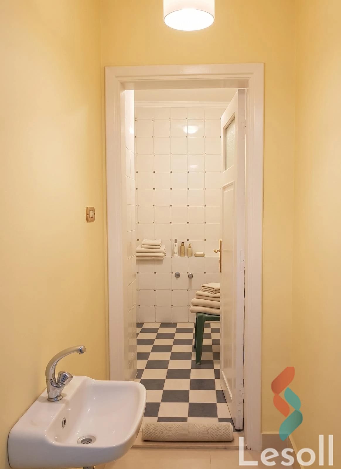 A great investment opportunity to own a full building in a prime - All Images