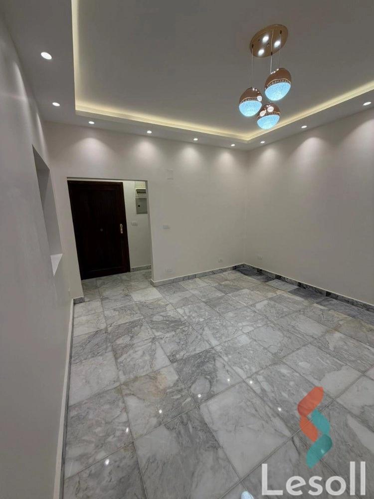 Office for monthly rent with an area 180 meters in Mohandessin Giza - Image 4