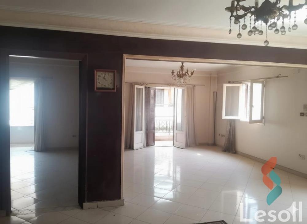Apartment for sale with an area 185 meters and 2 room in Abaseya Cairo - Image 2