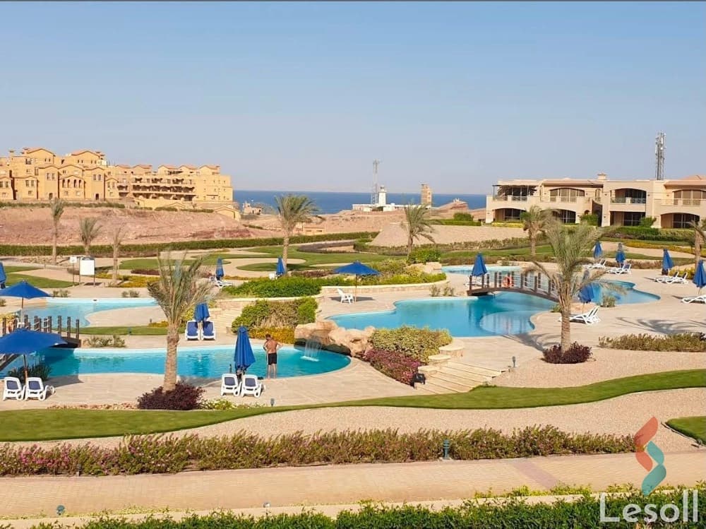 شاليه مميز للإيجار اليومي داخل لافيستا توباز – العين السخنة، بمساحة واسعة - كل الصور