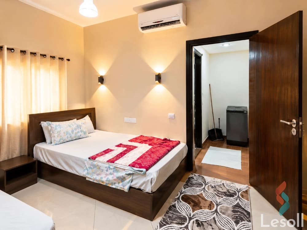 Chalet for Daily Rent in Porto Sokhna Pyramids | Khufu Tower – Sea & Pool View - Image 3