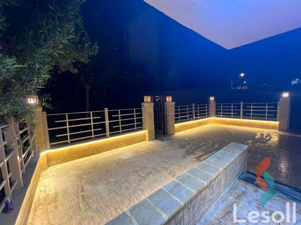 شقة للبيع بمدينتي B6 | 103م | جاردن خاصة_ وتشطيب فندقي متميز - صورة 2