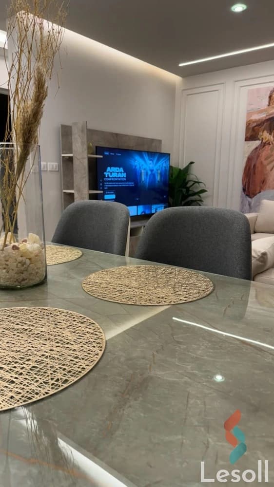 Enjoy a comfortable stay in a fully furnished |apartment Daily rent| located in Madinaty B6 - Image 3