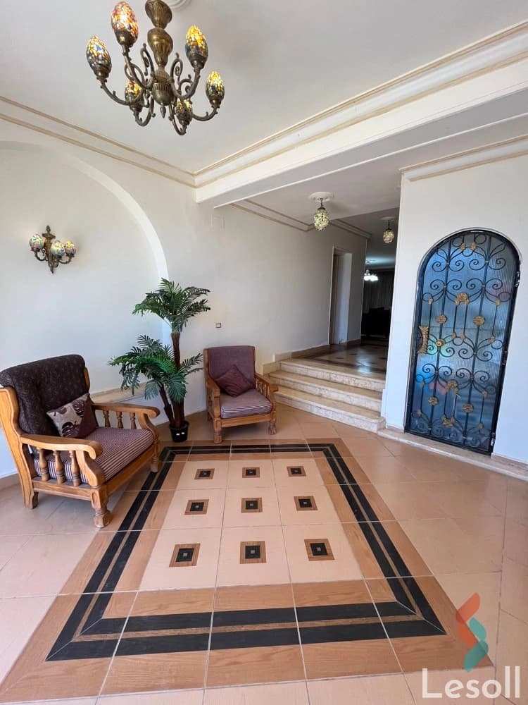 فيلا مستقلة للإيجار اليومي في مارينا 7 – العلمين | 450م و6 غرف - صورة 2