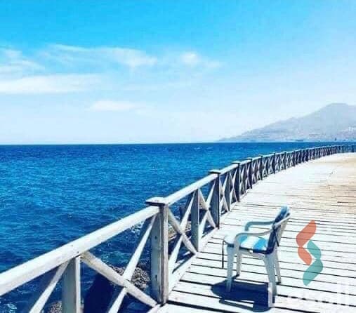 شاليه أول صف بحر للإيجار اليومي في بلومار الدوم – العين السخنة | 120م ورووف خاص مجهز - صورة 3