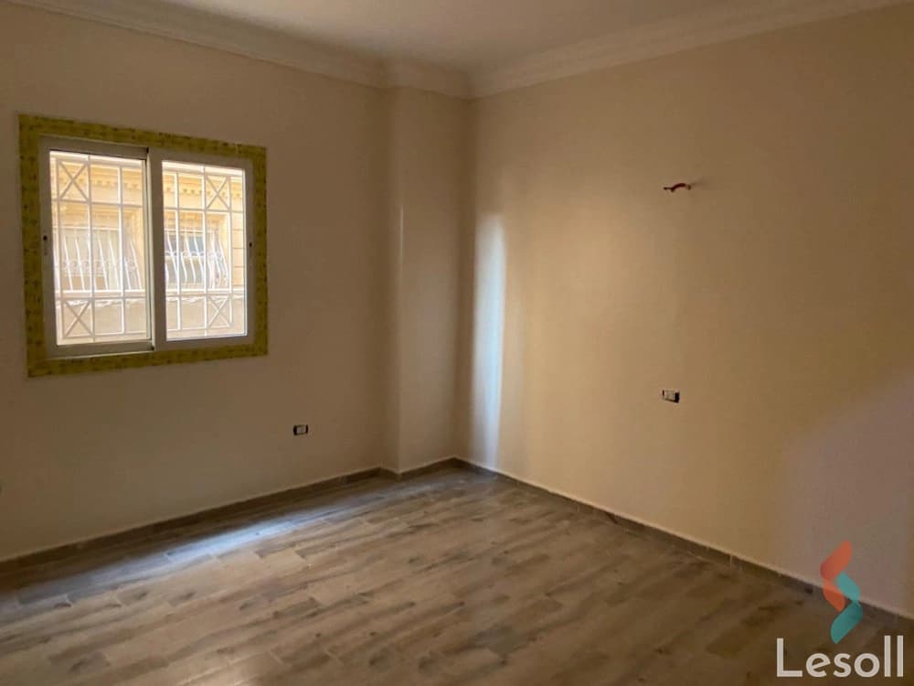 فرصه مميزه بمدينه الشروق 2 - المنطقة السابعة عمارات - الحى الثانى - كل الصور