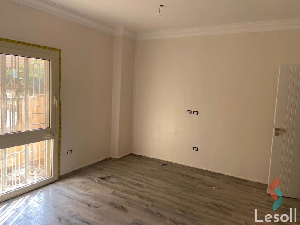 فرصه مميزه بمدينه الشروق 2 - المنطقة السابعة عمارات - الحى الثانى فرصه مميزه بمدينه الشروق 2 - المنطقة السابعة عمارات - الحى الثانى