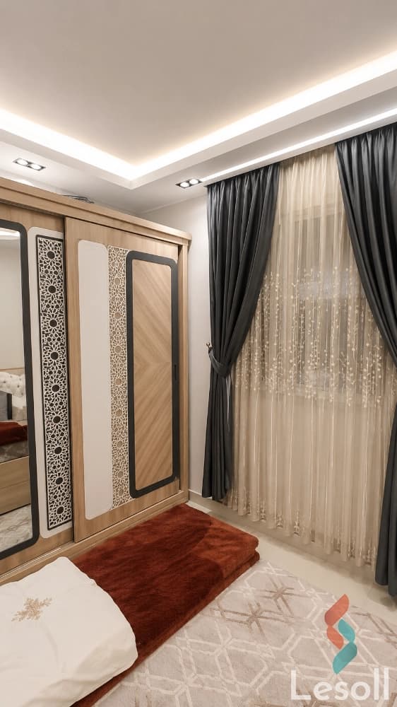 استمتع بإقامة مريحة شقة مفروشة للإيجار اليومي في المهندسين | شارع الزهراء - صورة 4
