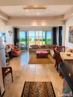 فيلا أول صف على البحر للإيجار اليومي في ديانا بيتش – الساحل الشمالي | 3 غرف وحديقة كبيرة