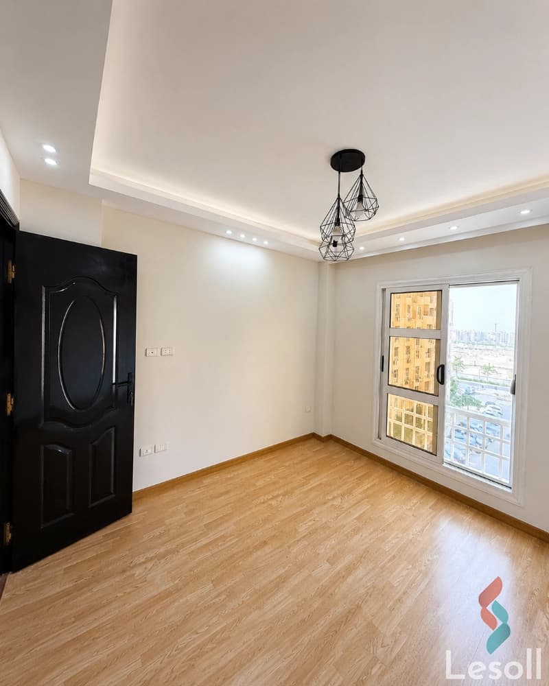 Distinctive 96 m² Apartment for Sale in Madinaty | Direct Club View & North-Facing - Image 3