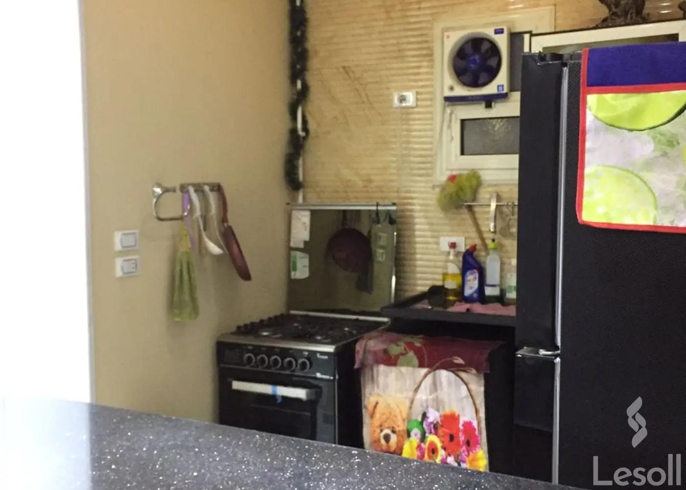 Apartment for daily rent with an data.area 180 meters and 3 rooms in Mohandessin Giza - Image 4