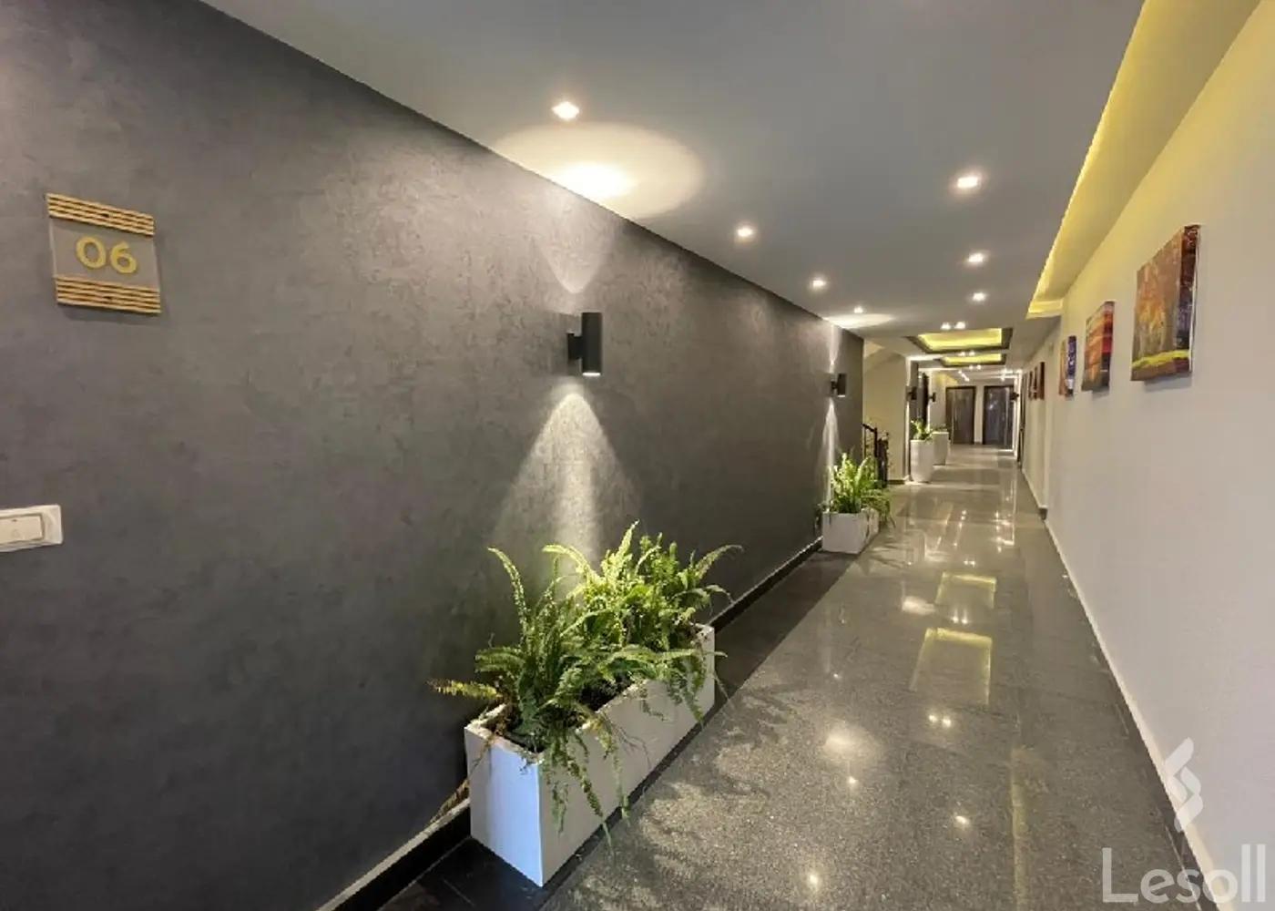 Apartment for sale with an data.area 120 meters and 3 data.rooms in Cheikh Zayed Giza - Image 4