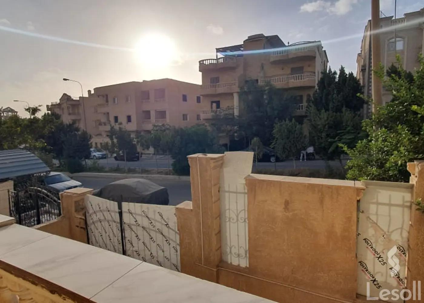 Duplex for sale with an area 350 meters and 5 rooms in Obour Qaliubiya