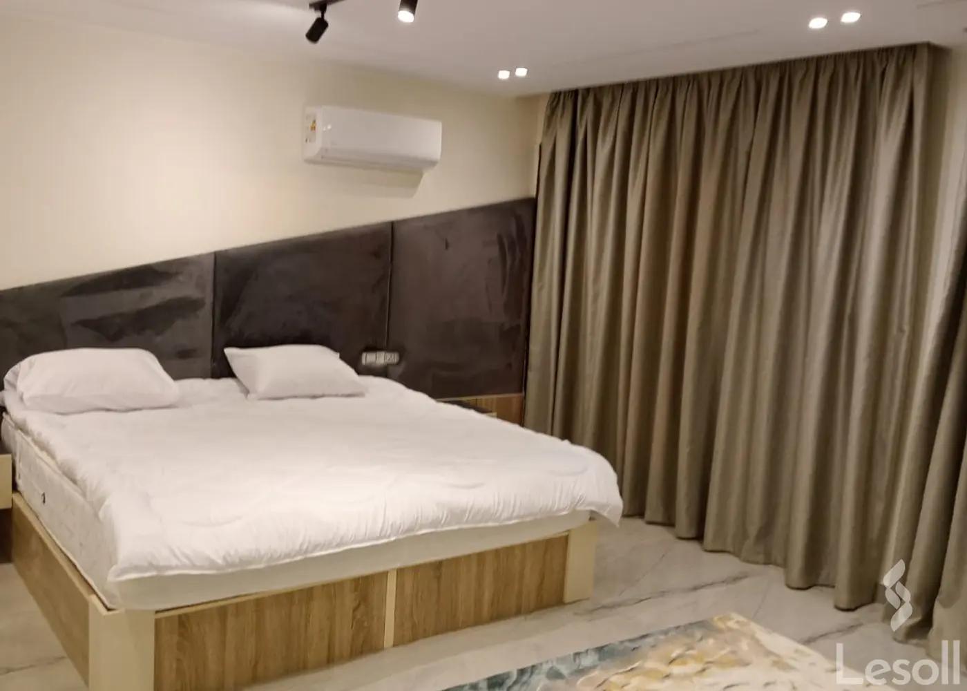 Apartment for daily rent with an data.area 175 meters and 2 rooms in Mohandessin Giza - Image 3