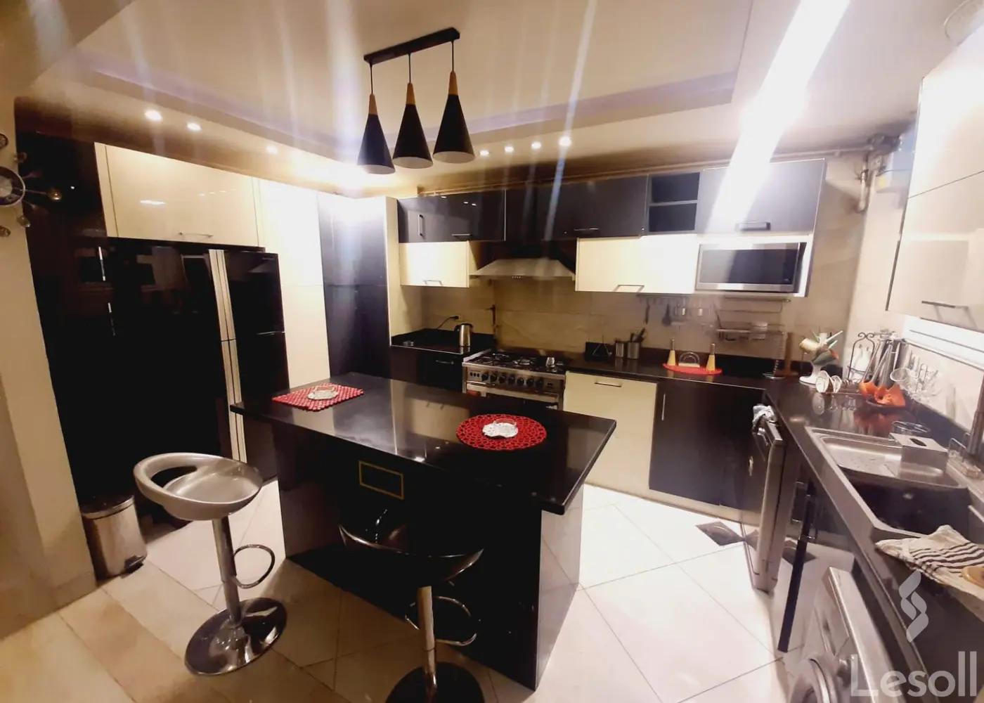 Apartment for daily rent with an data.area 175 meters and 2 rooms in Mohandessin Giza - All Images