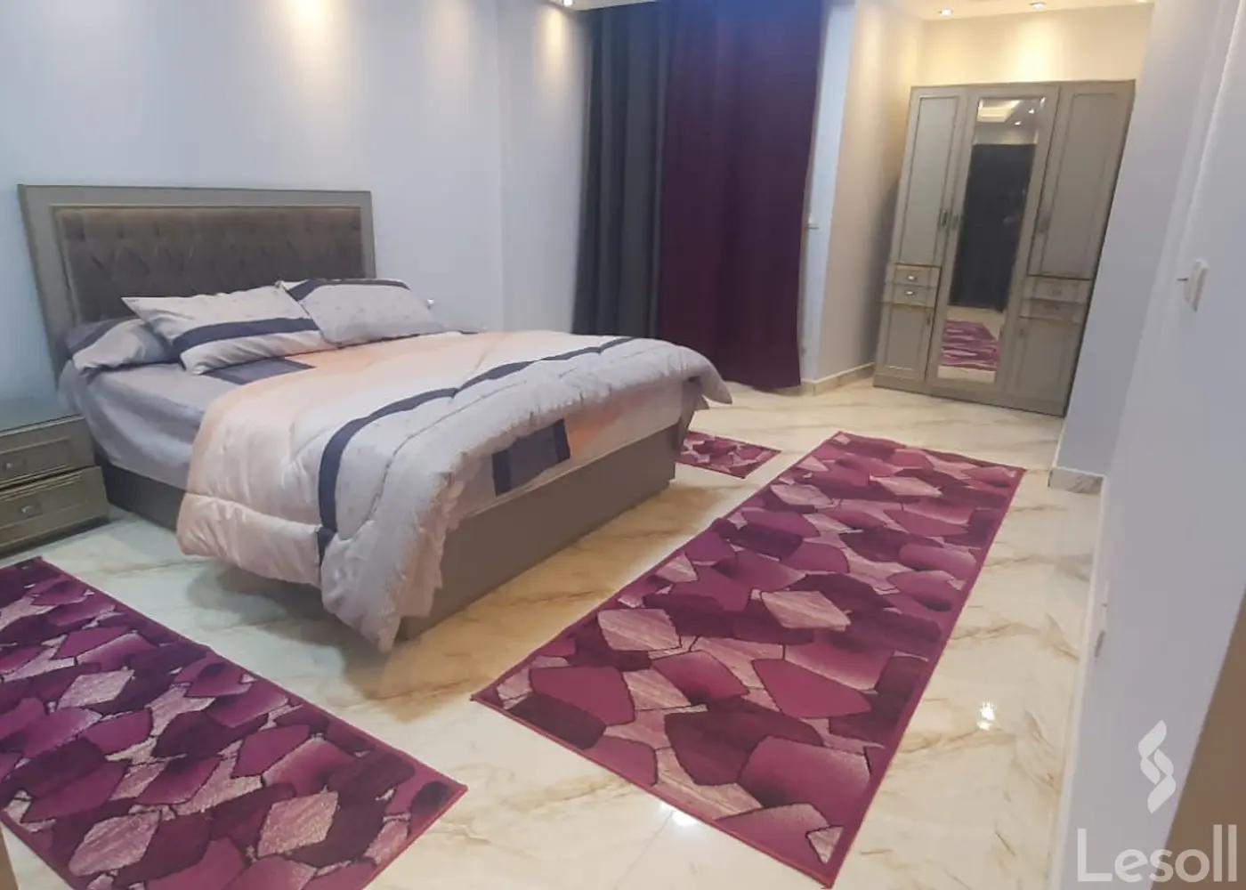 Apartment for daily rent with an data.area 200 meters and 3 rooms in Mohandessin Giza - Image 4