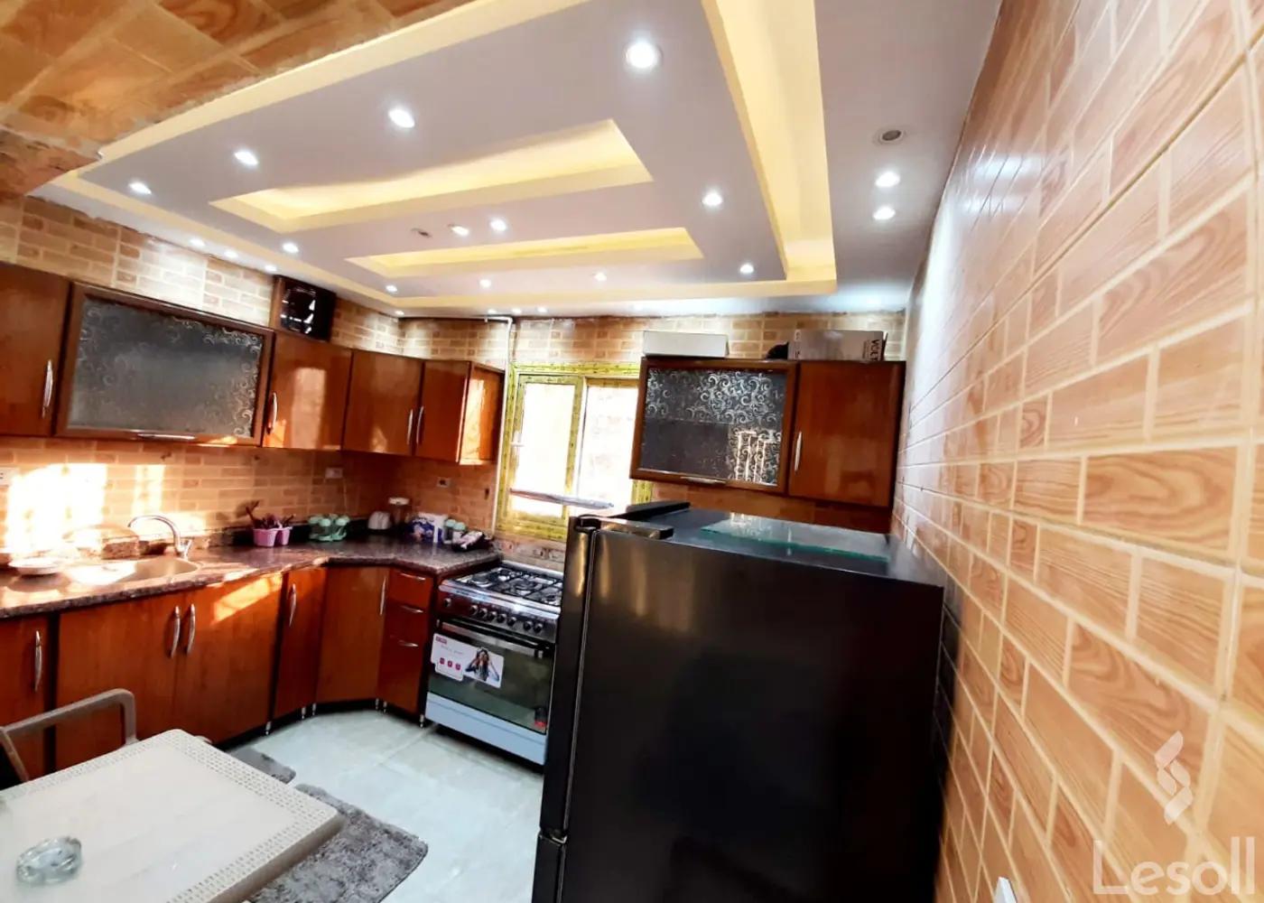 Apartment for daily rent with an data.area 145 meters and 2 rooms in Mohandessin Giza - Image 4