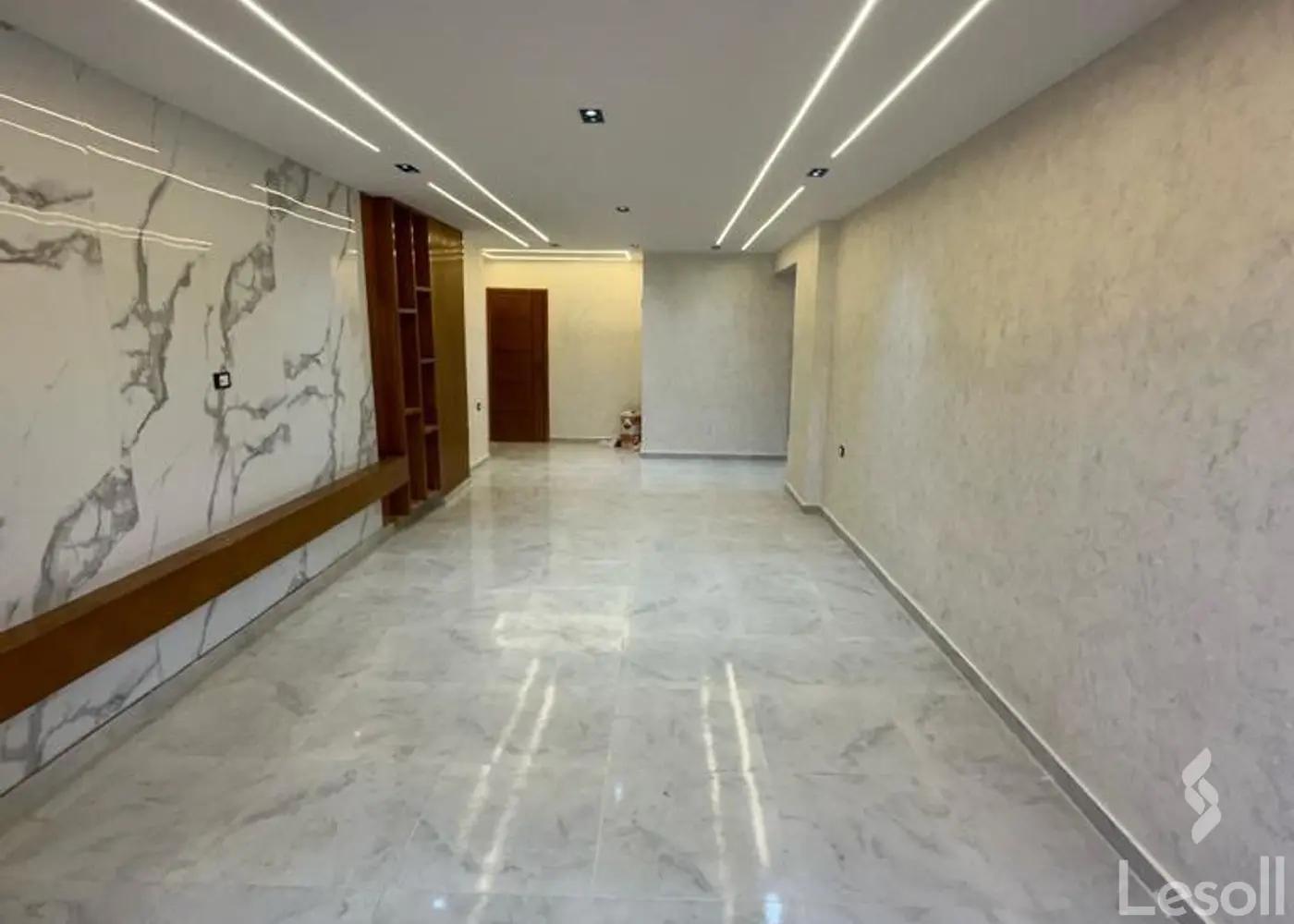 شقة للبيع بمساحة 150 متر و 3 غرف في حدائق الأهرام الجيزة - صورة 3