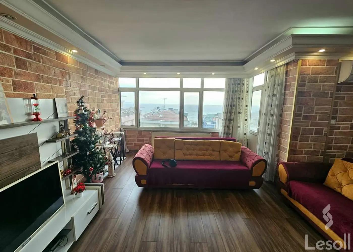 Apartment for daily rent with an data.area 200 meters and 6 rooms in Mohandessin Giza - Image 3